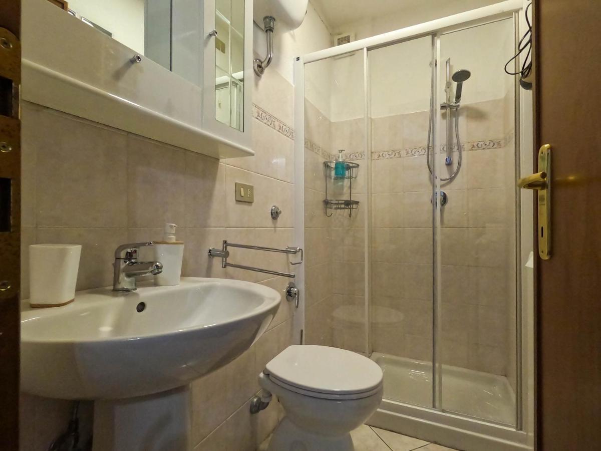 San Domenico House - Centro Storico Bed & Breakfast L'Aquila Ngoại thất bức ảnh
