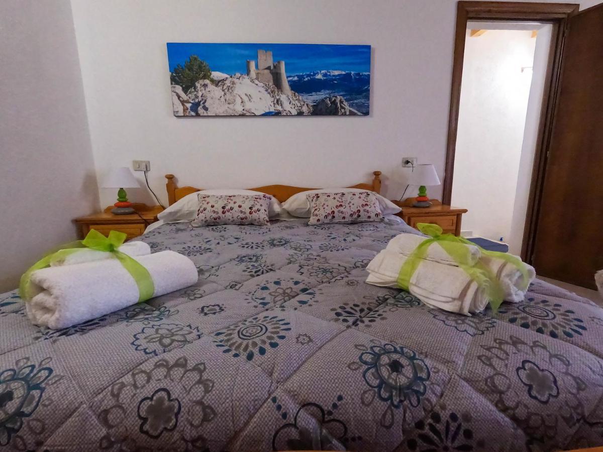 San Domenico House - Centro Storico Bed & Breakfast L'Aquila Ngoại thất bức ảnh