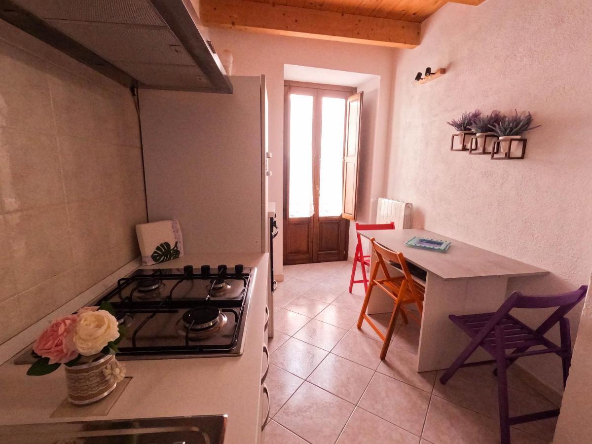 San Domenico House - Centro Storico Bed & Breakfast L'Aquila Ngoại thất bức ảnh