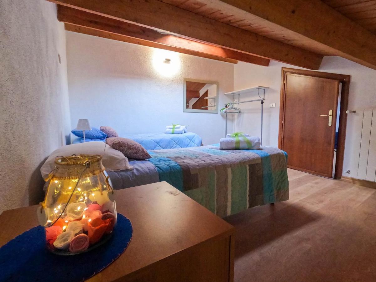San Domenico House - Centro Storico Bed & Breakfast L'Aquila Ngoại thất bức ảnh