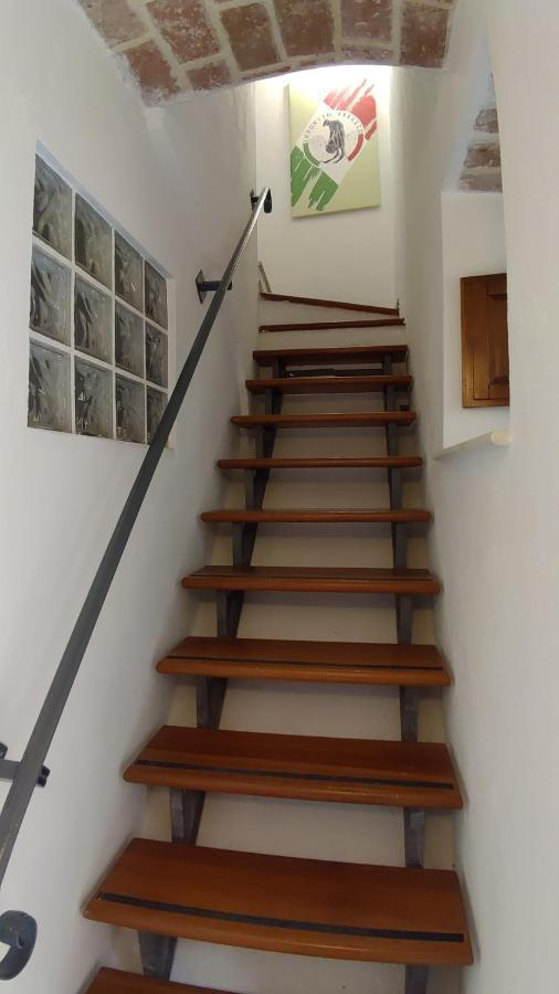 San Domenico House - Centro Storico Bed & Breakfast L'Aquila Ngoại thất bức ảnh